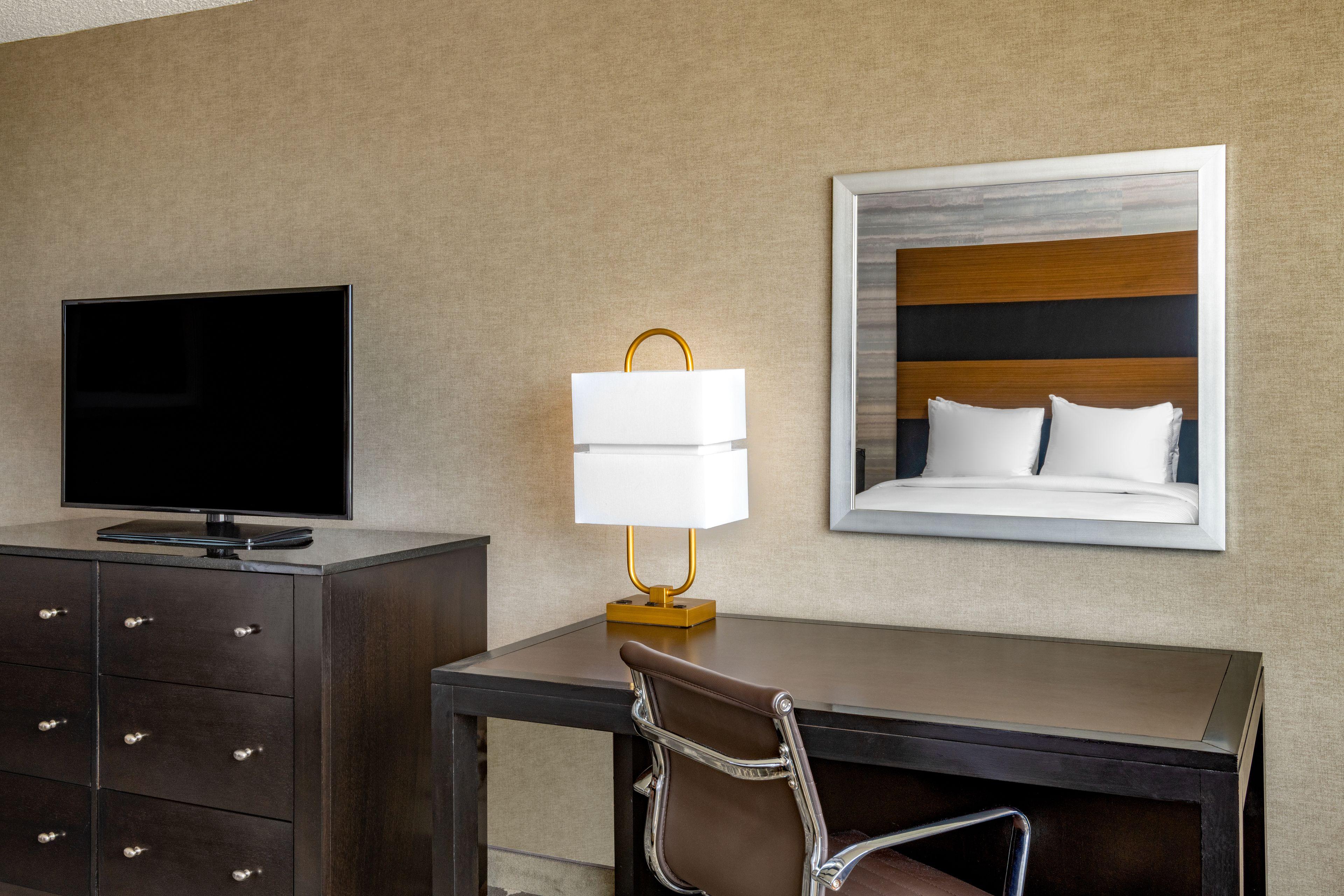 Queen Room with Two Queen Beds and Mountain View